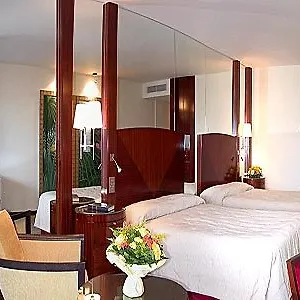 Mirabeau Monte Carlo